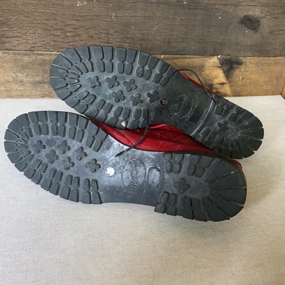 Red Alligator Skin Ankle Boots - Picture 6 of 6